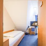 Gretl Hotel