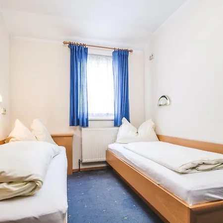 Gretl By S4y Krumpendorf