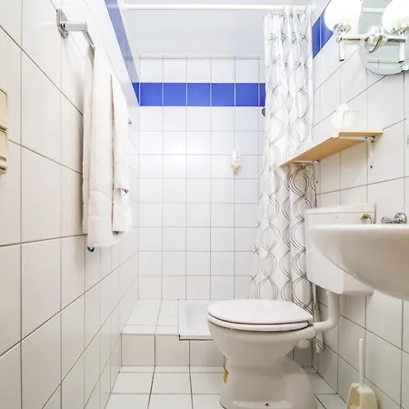 Gretl By S4y * Krumpendorf