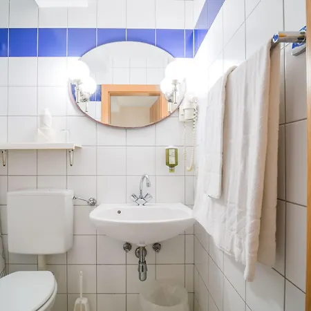 Hotell Gretl By S4y *